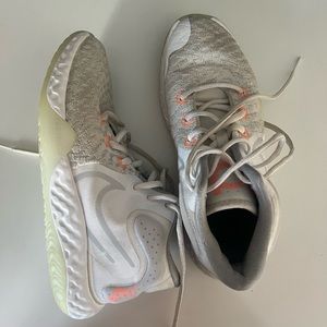 KEVIN DURANT BASKETBALL SHOES